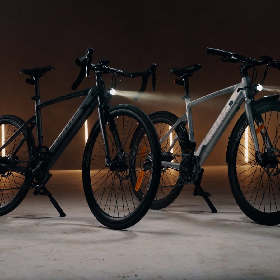 See how HIMO e-bikes seamlessly integrate into various lifestyles and environments. From city commuting to off-road adventures, our e-bikes offer unparalleled convenience, style, and performance.