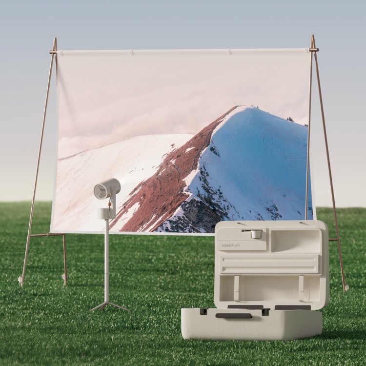 What's included for XGIMI MoGo 3 Pro All-in-one outdoor collection: Projector, Screen, Stand, Filter and Case.