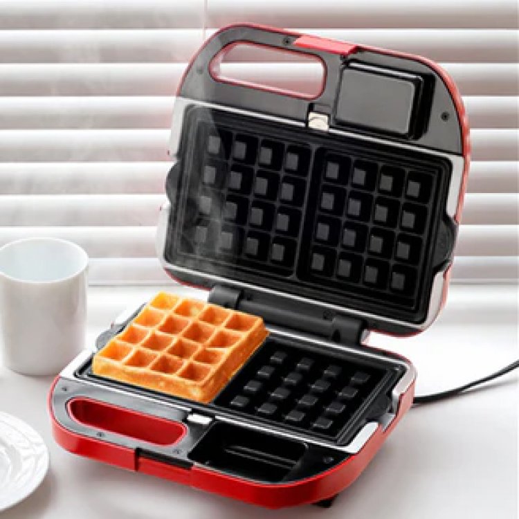 Vitantonio Waffle & Hot Sandwich Bakers With 2 Baking Pans 01